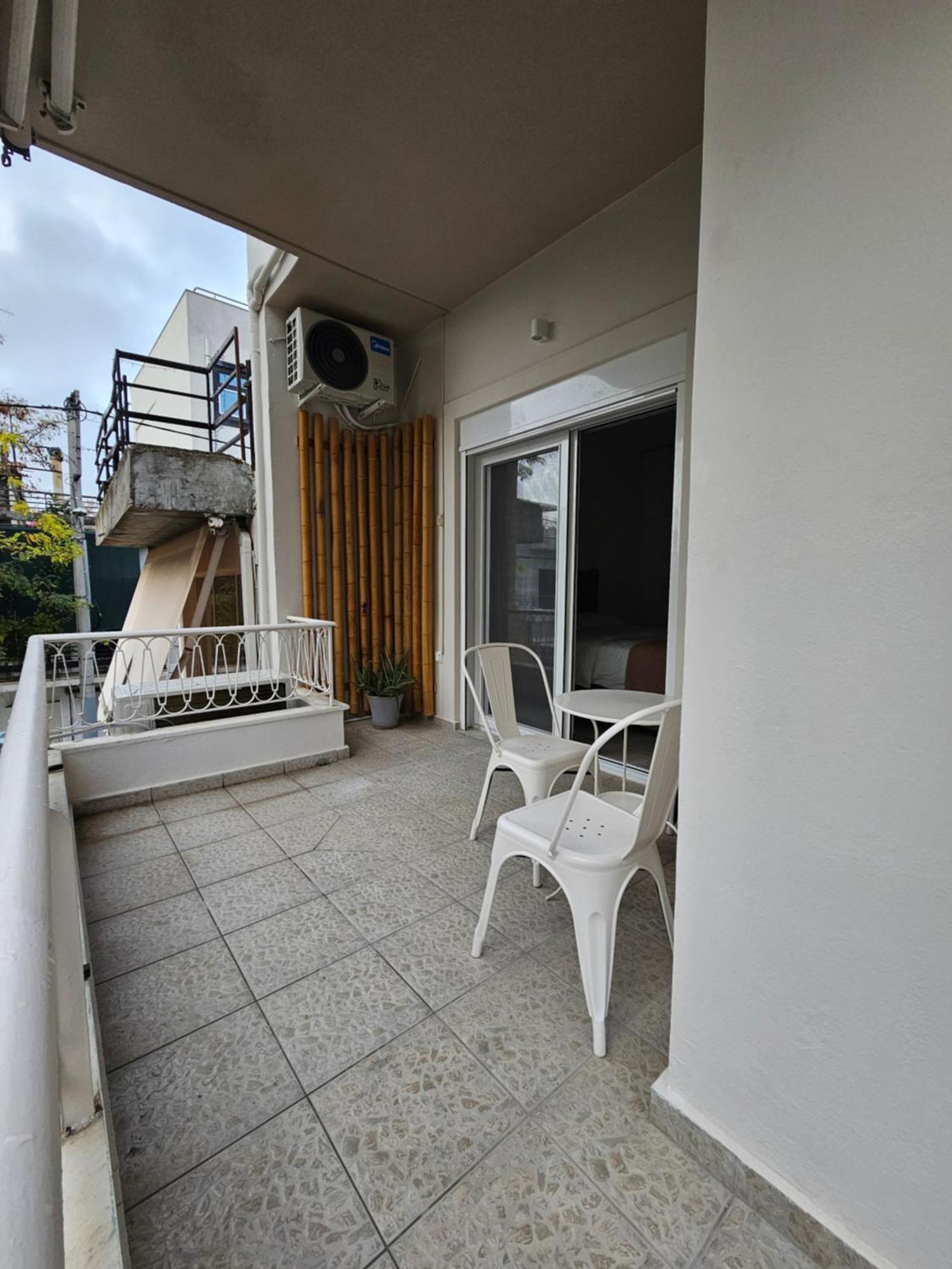 Bamboo Apartment Marousi Center Athena Bagian luar foto