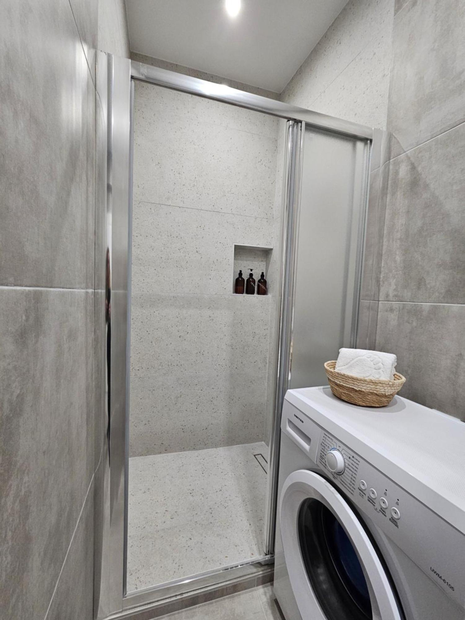 Bamboo Apartment Marousi Center Athena Bagian luar foto