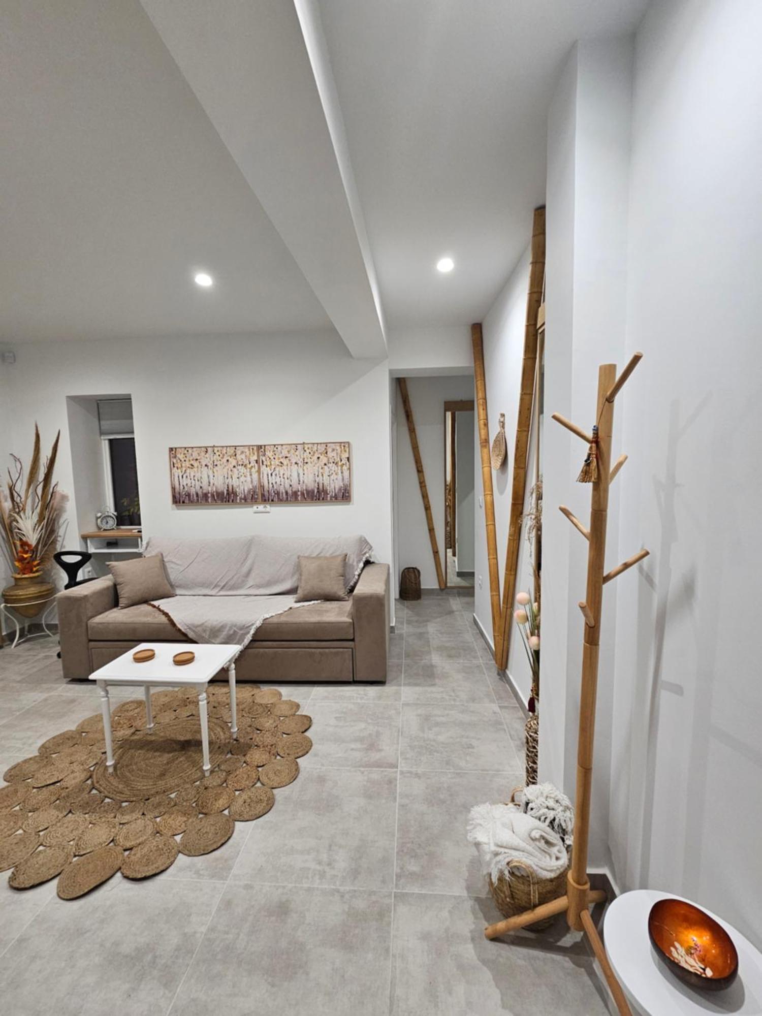 Bamboo Apartment Marousi Center Athena Bagian luar foto