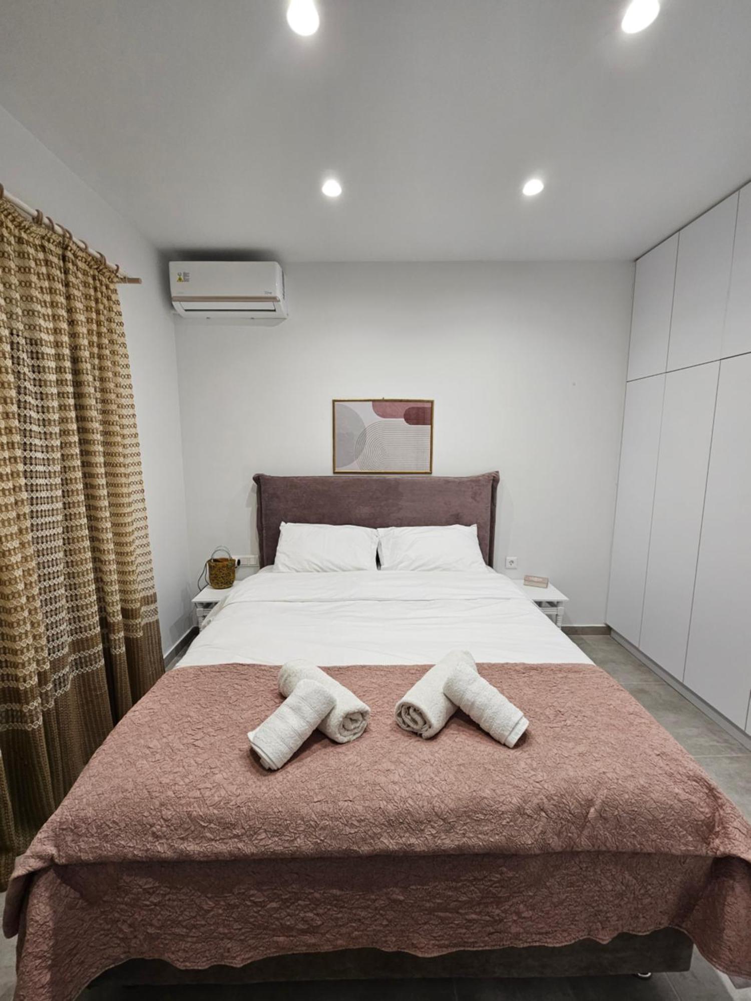 Bamboo Apartment Marousi Center Athena Bagian luar foto