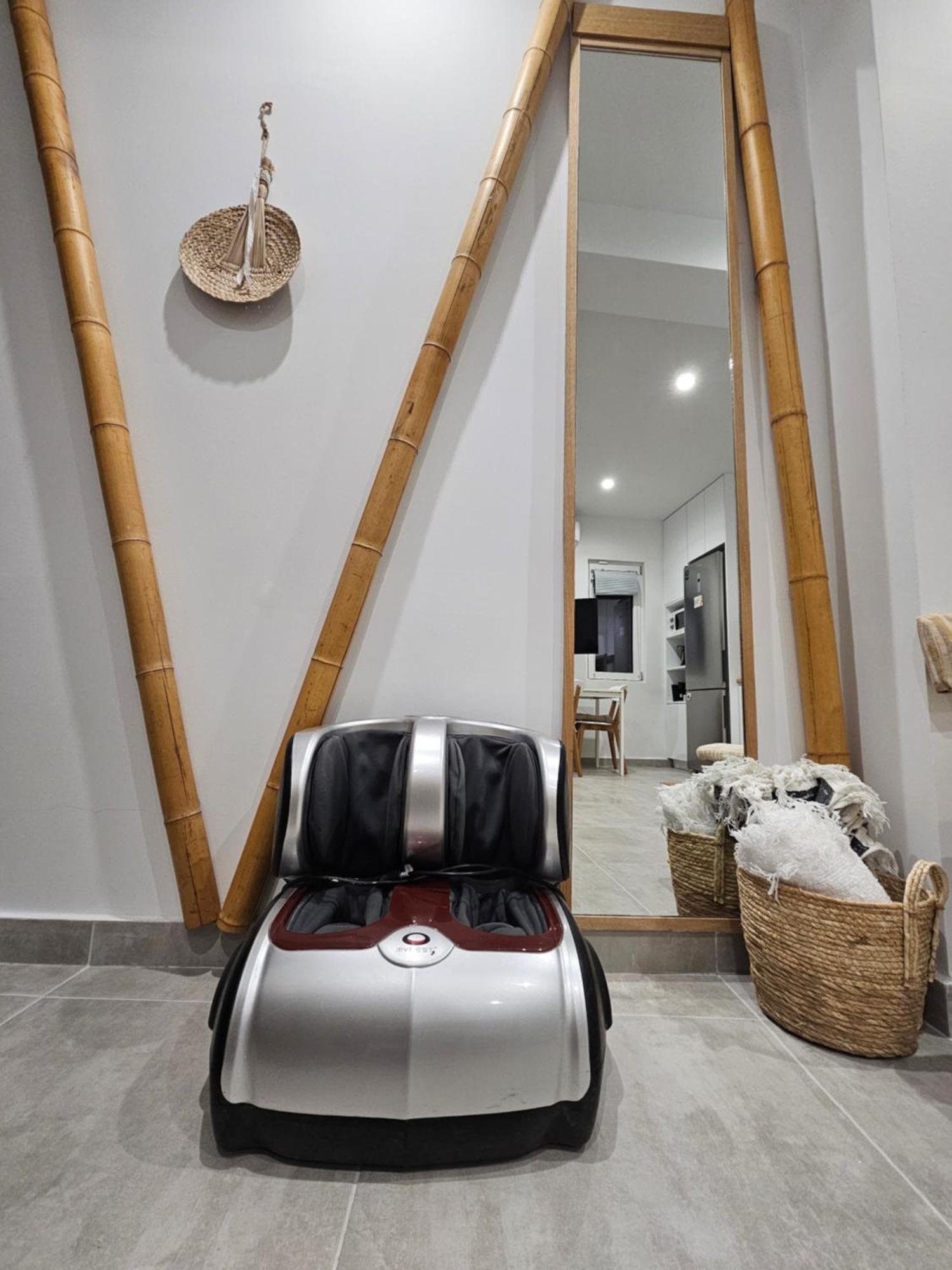 Bamboo Apartment Marousi Center Athena Bagian luar foto